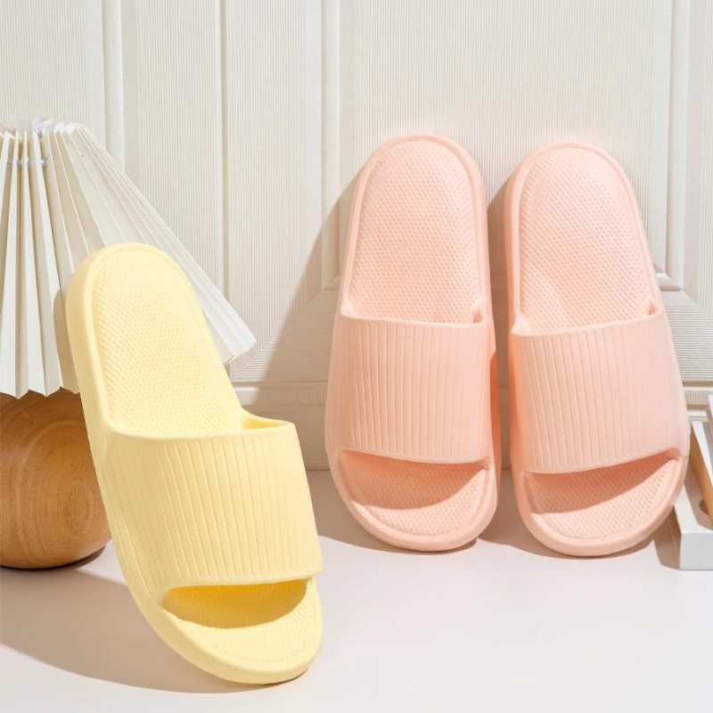 Men's summer slip‑ons with non‑slip sole
