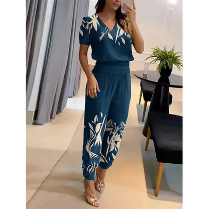 Trendy women's jumpsuit with short sleeves & wide legs – Alina