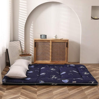 Foldable Japanese futon floor mattress with memory-foam support – Arivon