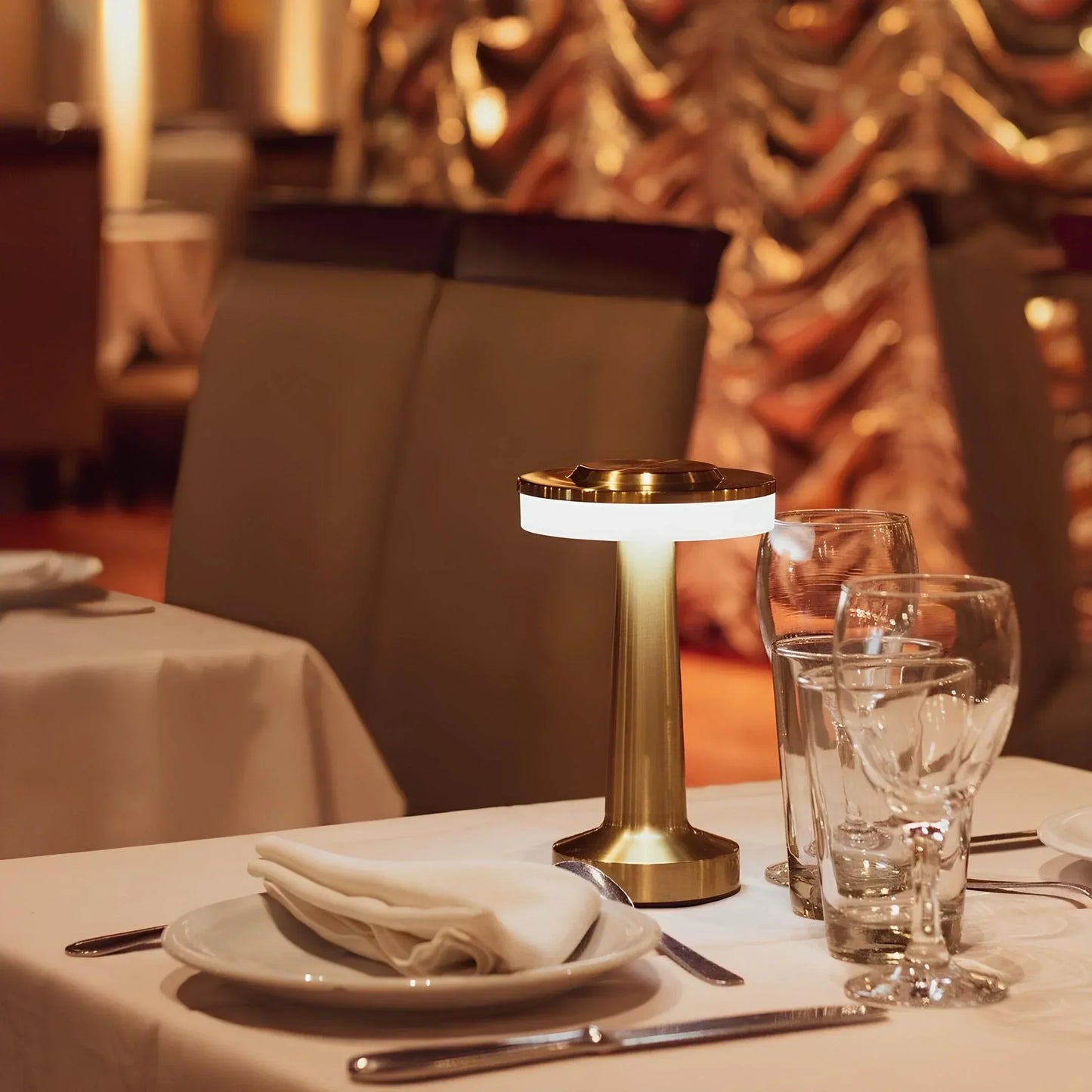 Wireless Retro Table Lamp - LumiBar