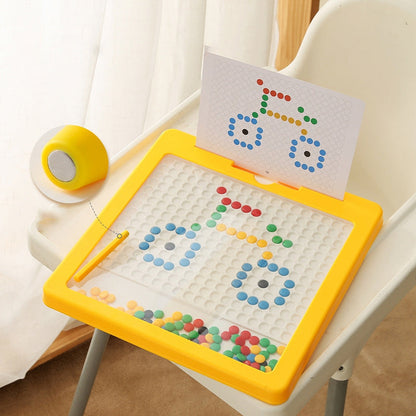 Magnetic Drawing Board with Beads - MagniDots