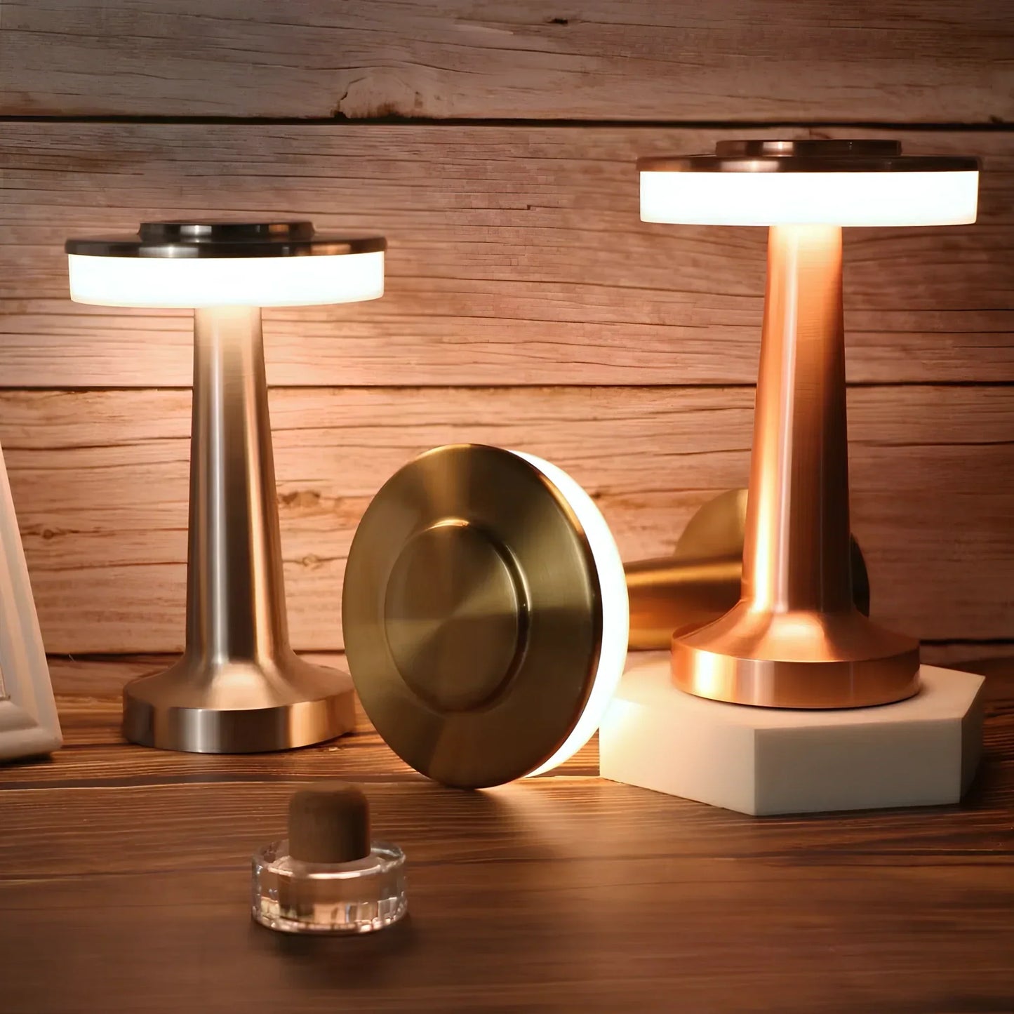 Wireless Retro Table Lamp - LumiBar