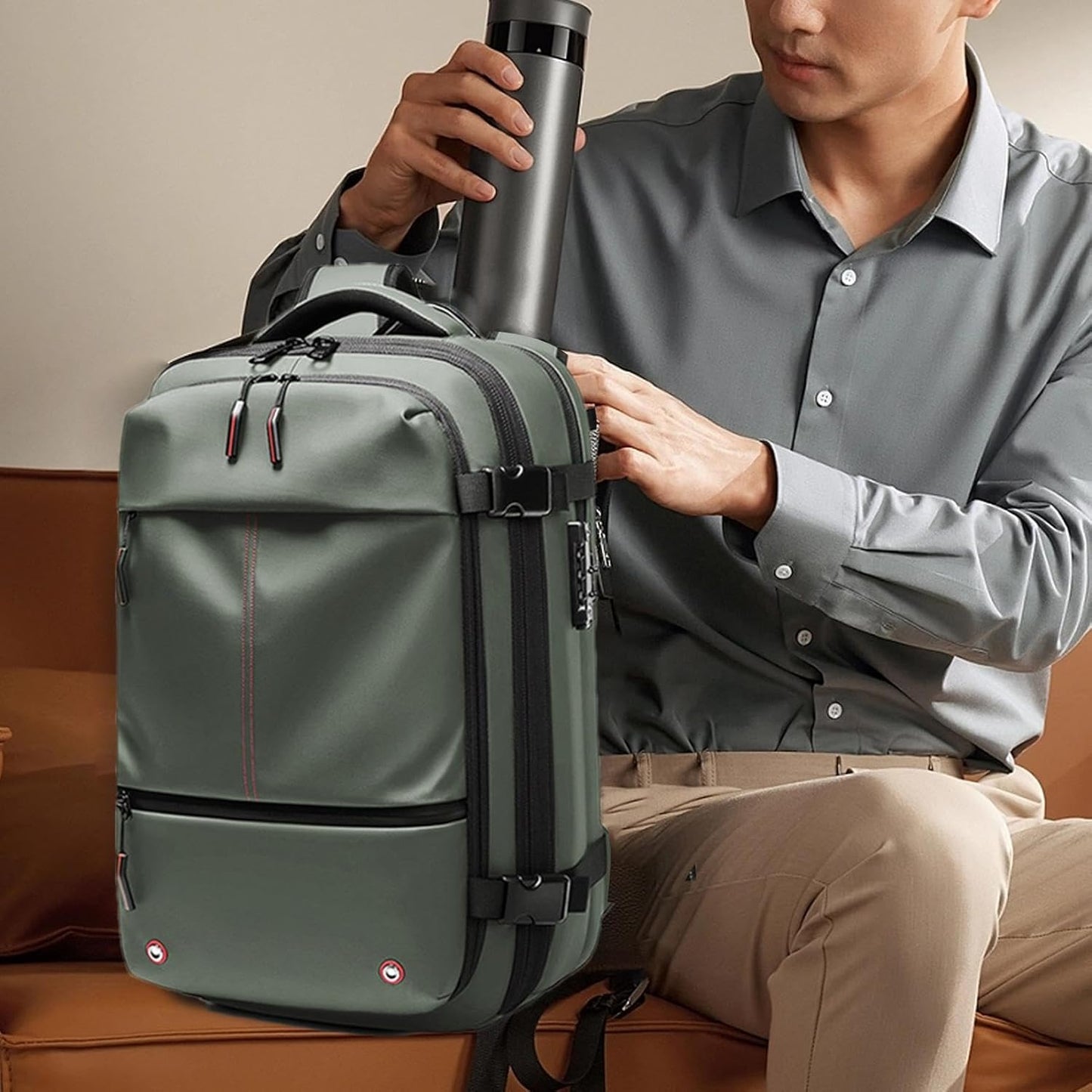 Vacuum Cleaner Backpack – Expandable 60L Waterproof Travel Bag with Laptop Compartment – Trivora
