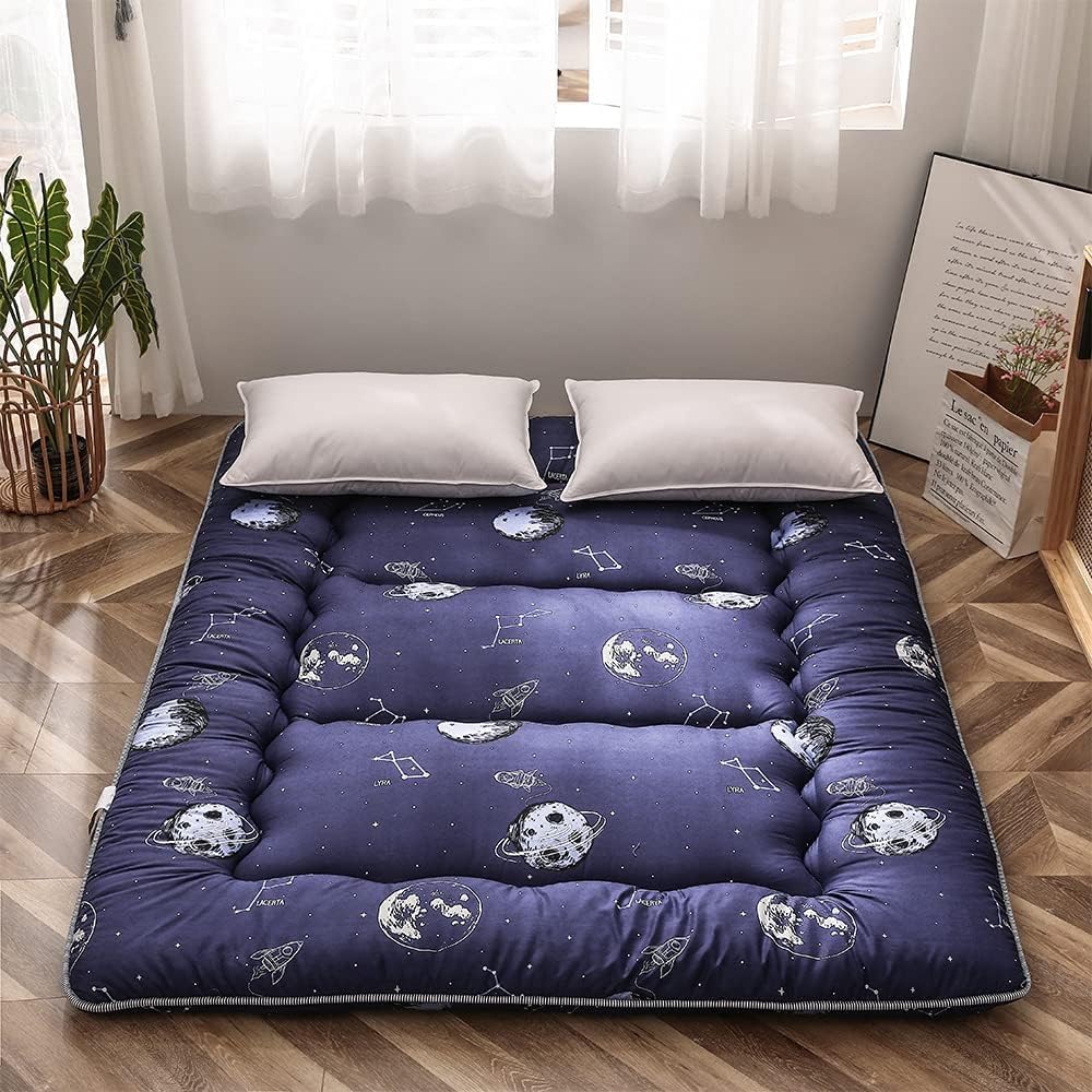 Foldable Japanese futon floor mattress with memory-foam support – Arivon