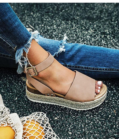 Ladies' wedge espadrille sandals with strap - Livia