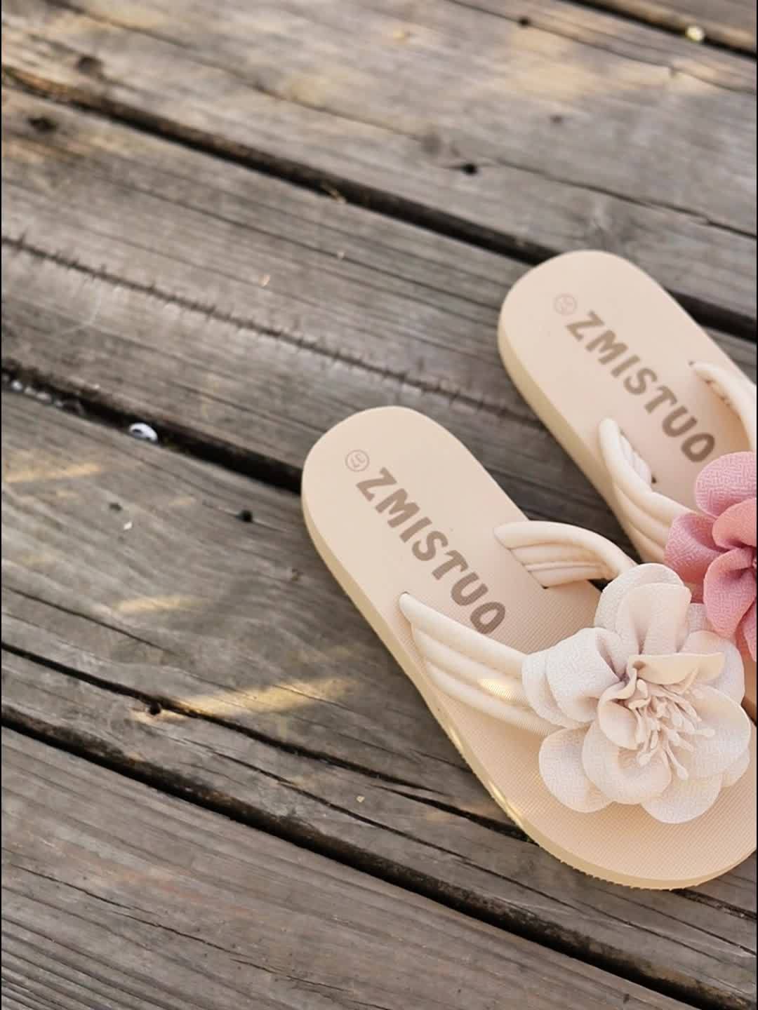 Stylish women's slippers with floral detail for summer - FlowerStep