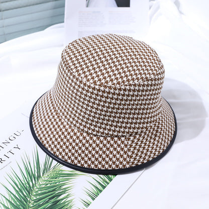 Light women's bucket hat made of fabric for summer – Lindsay