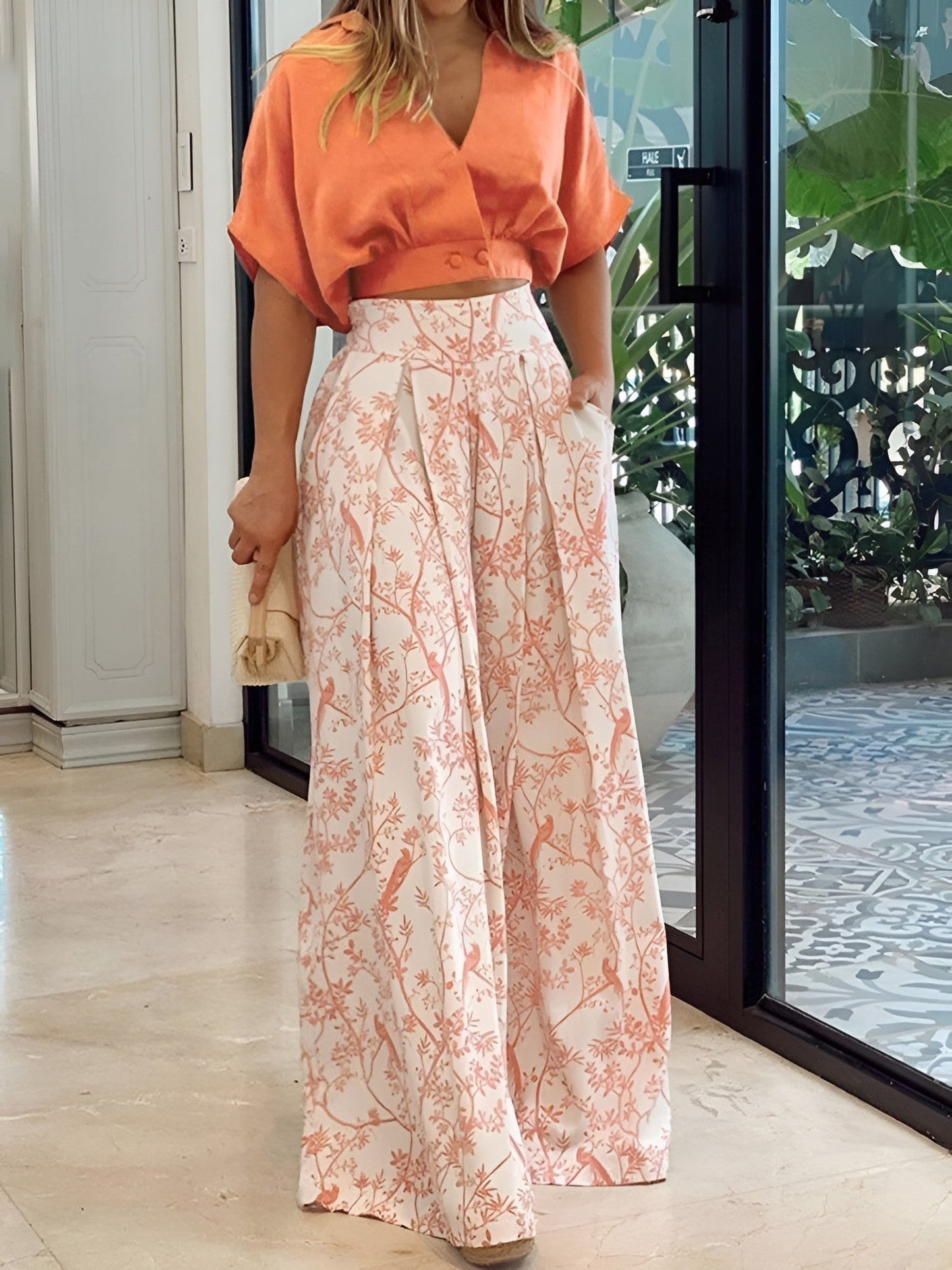 Two-Piece Summer Set with Loose Blouse and Wide Trousers – Élise