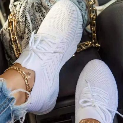 Air-permeable women's chunky sneakers with lacing – Saphira