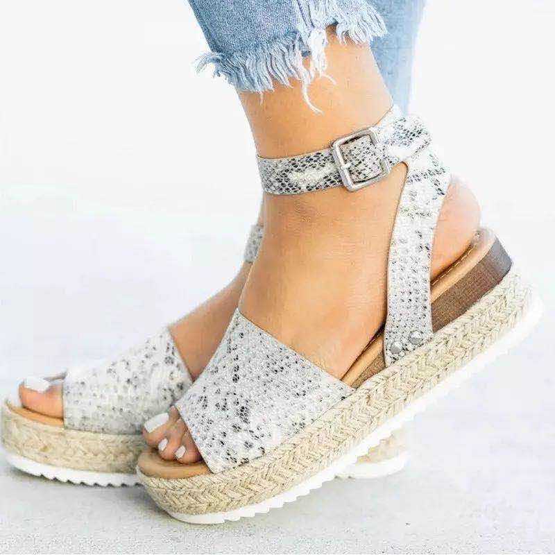 Ladies' wedge espadrille sandals with strap - Livia