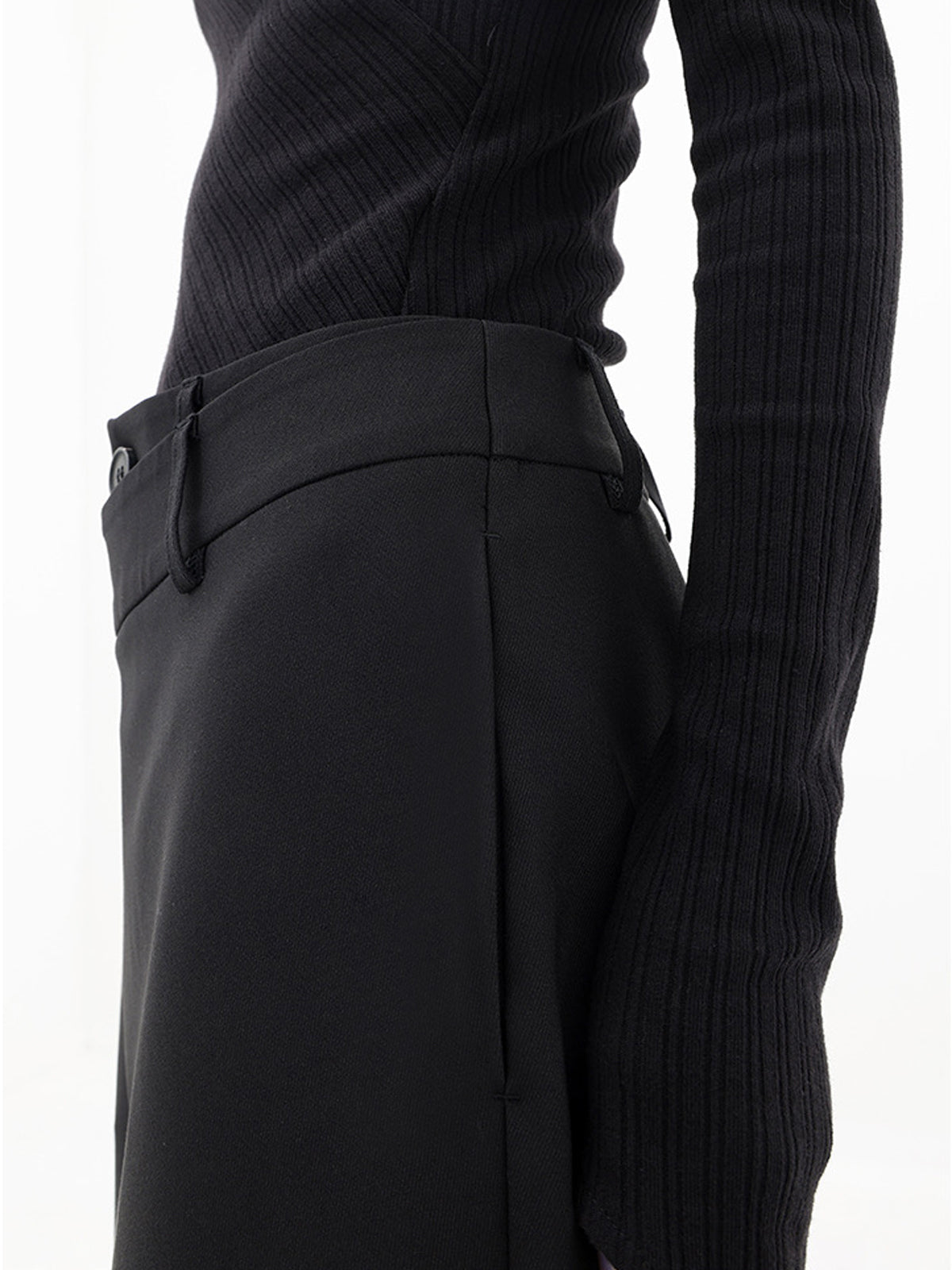 Asymmetrical Wide Women's Trousers with Double Button – Noa