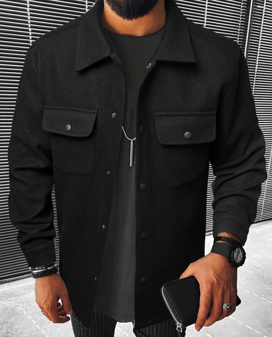 Warm men's shirt with pockets - Mateo