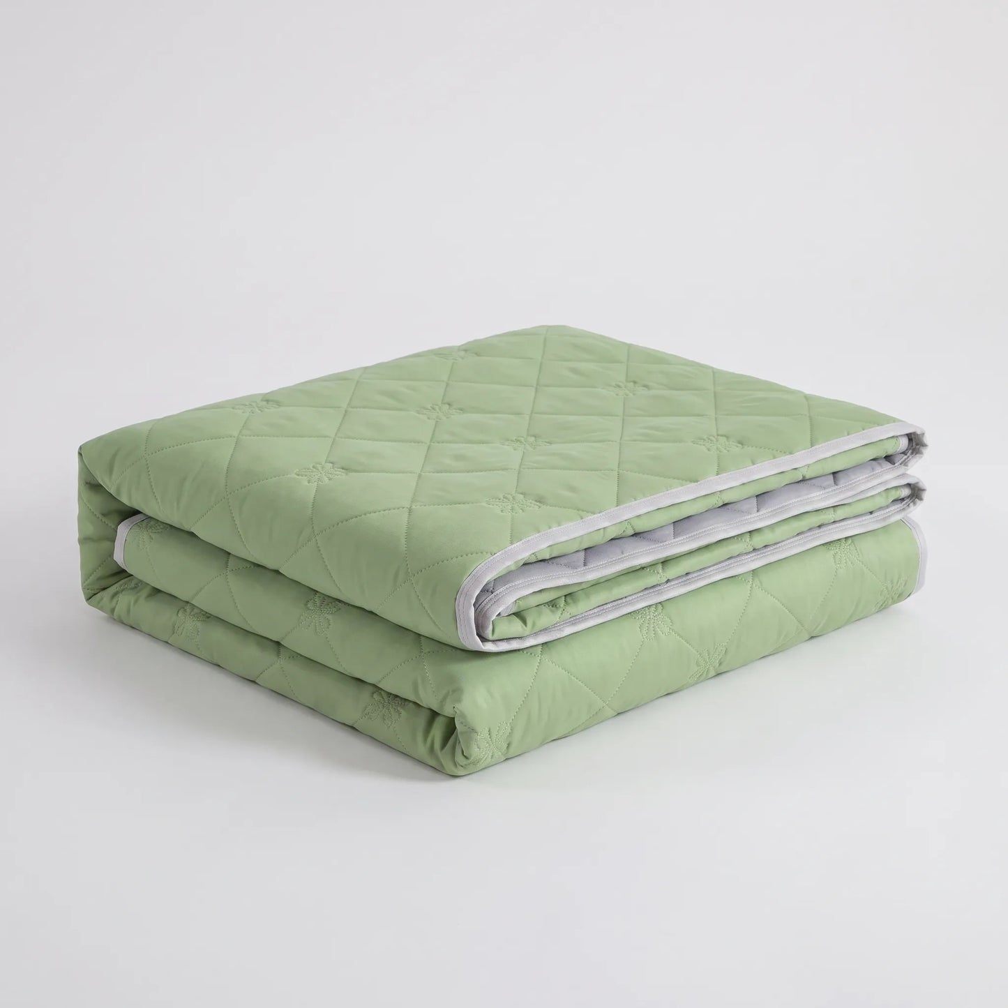 Breathable Cooling Blanket - Somniq