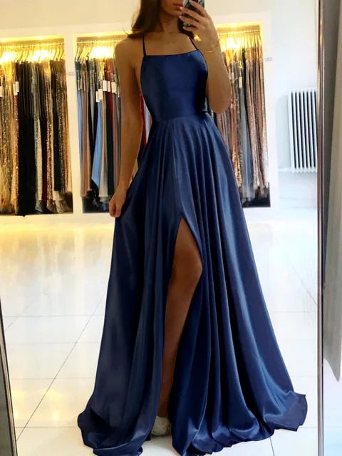 Flowing maxi dress with side slit - Sophie
