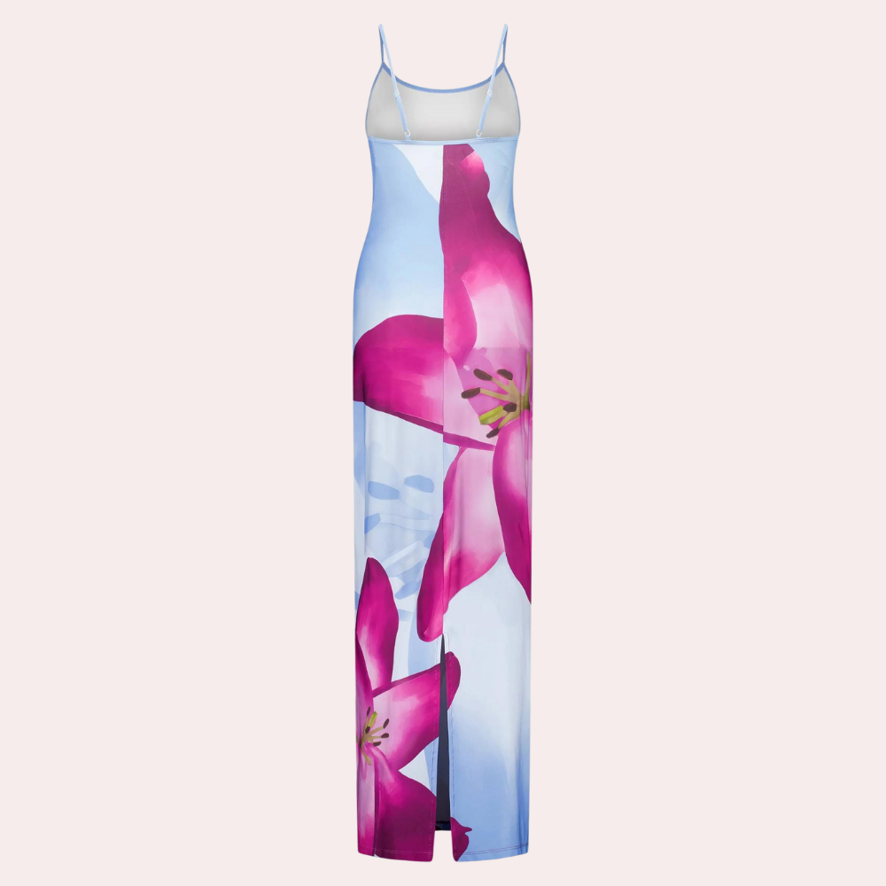 Casual summer dress with a figure‑flattering fit – Lucine
