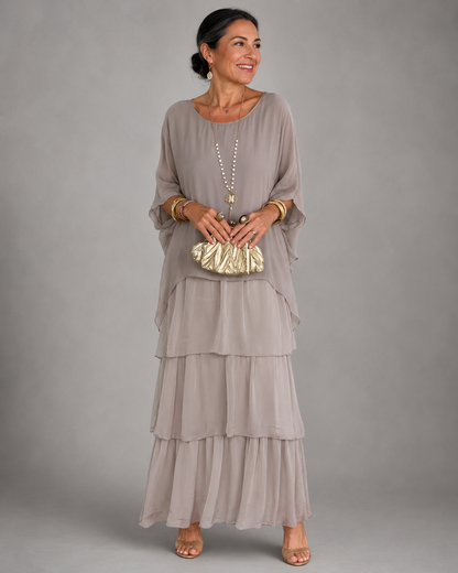 Elegant Flowing Maxi Dress 3