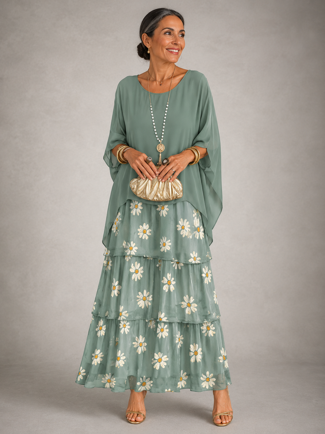 Elegant Flowing Maxi Dress 8