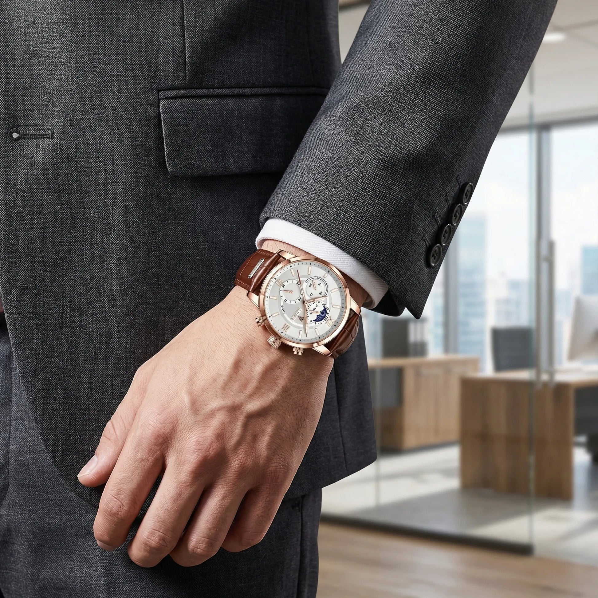 Chronograph-Style Timepiece - Leonidas