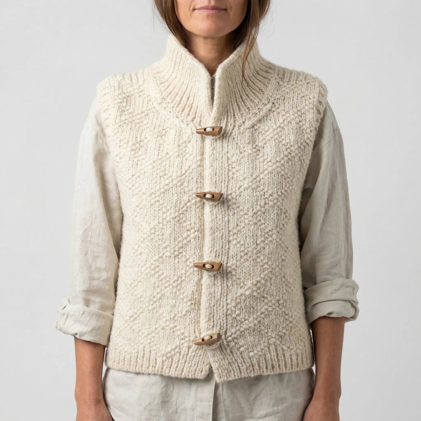 Chunky Diamond-Pattern Button-Up Vest - Elisa
