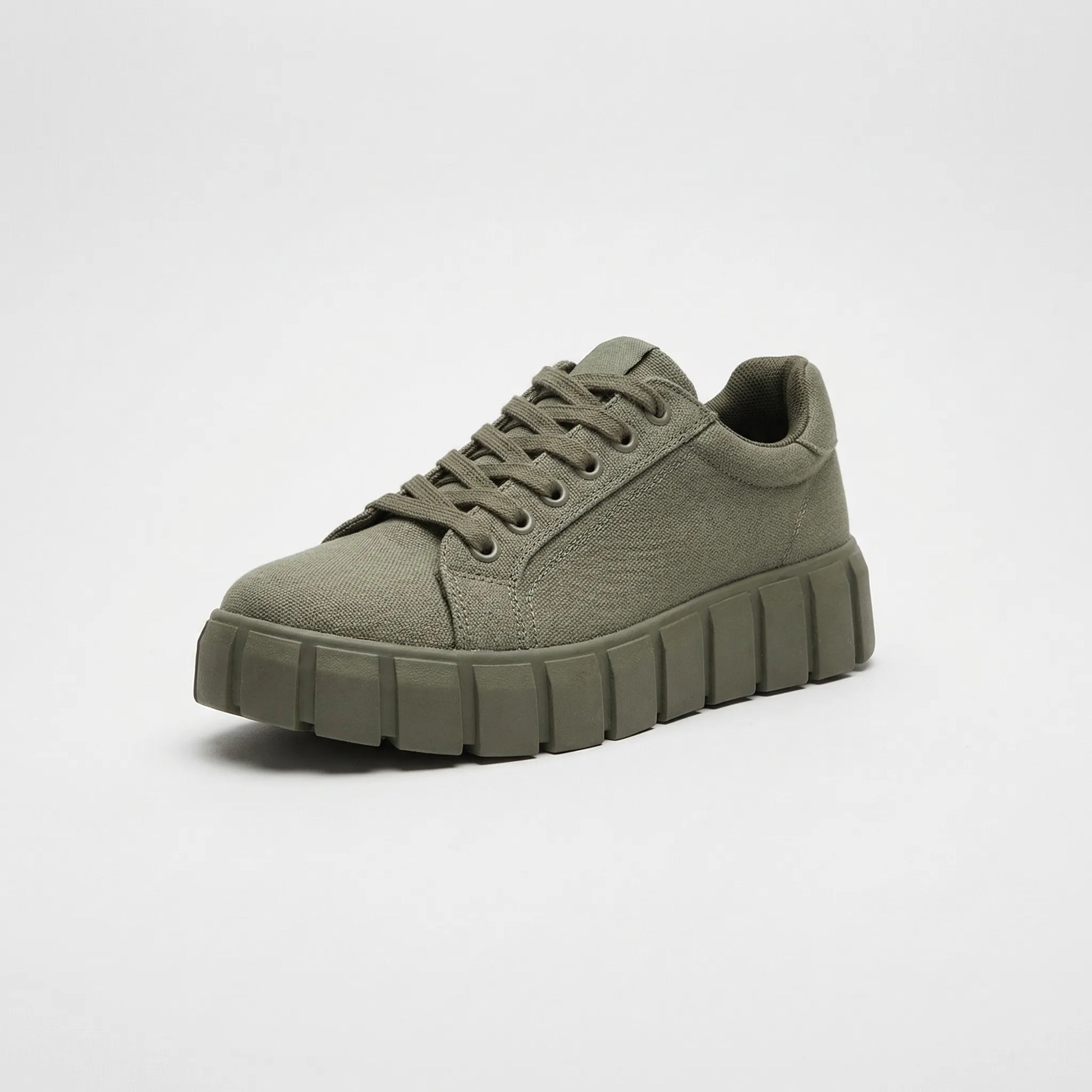 Chunky Sole Casual Women's Sneaker - Melissa