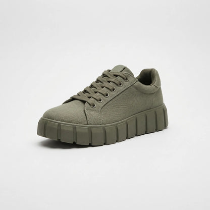 Chunky Sole Casual Women's Sneaker - Melissa