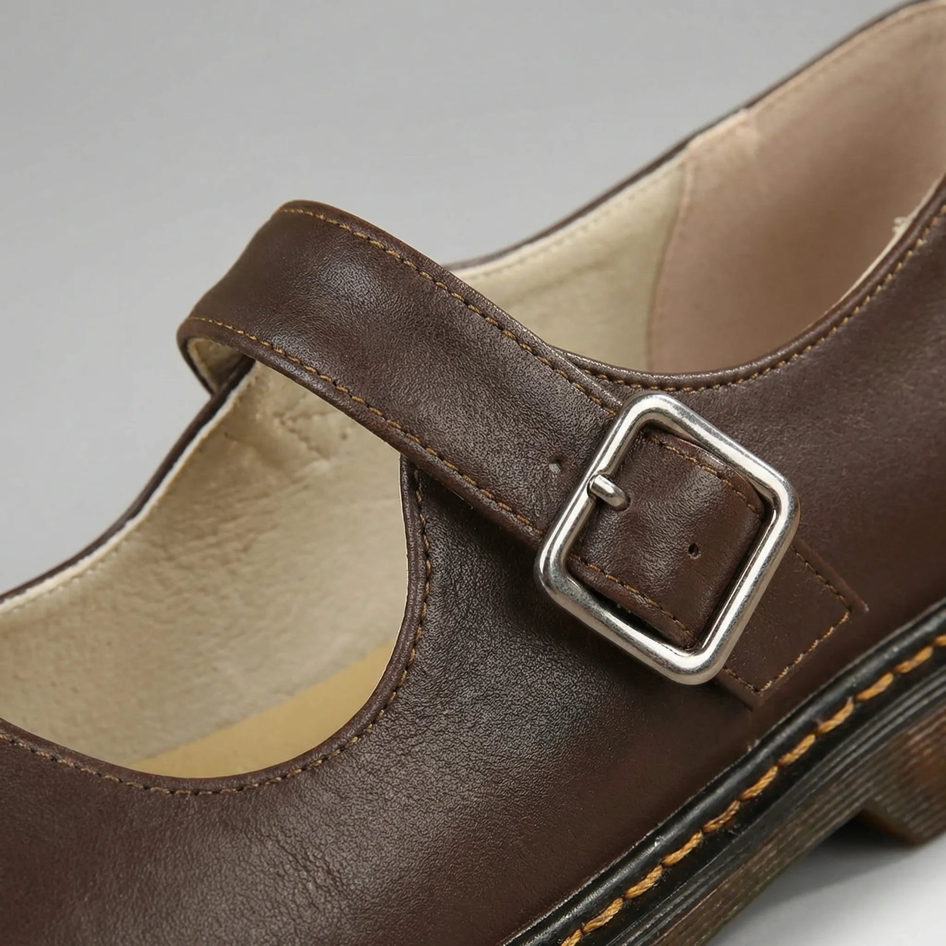 Classic Mary Jane Shoes - Kira