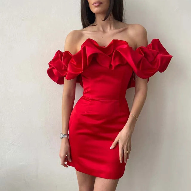 Dress with asymmetrical shoulder design – Elin