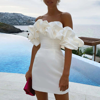 Dress with asymmetrical shoulder design – Elin