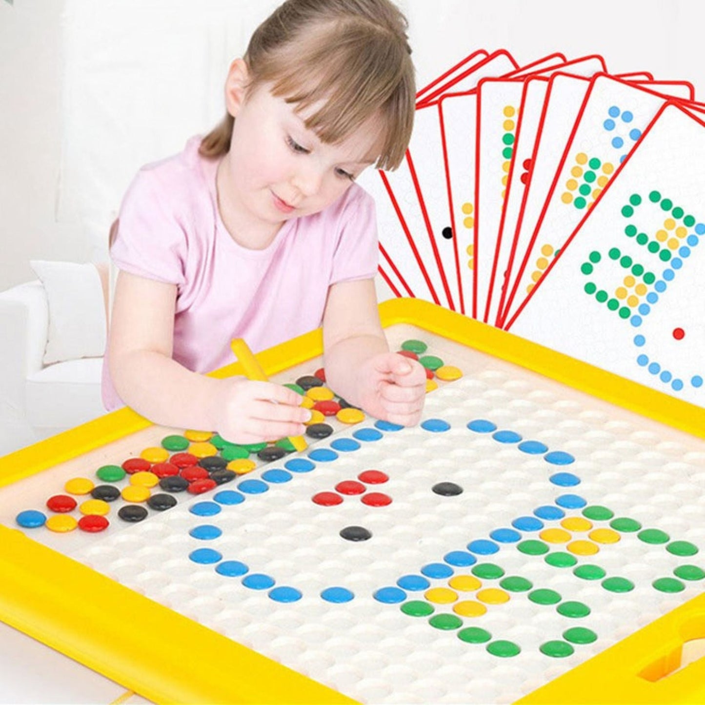 Magnetic Drawing Board with Beads - MagniDots