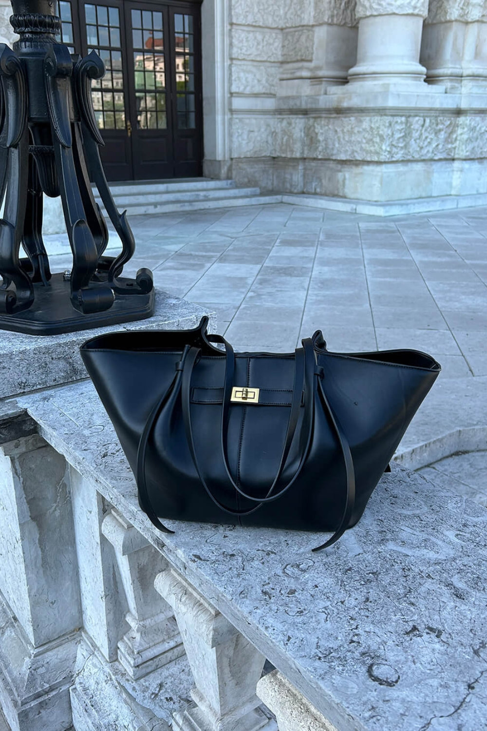 Everyday Leather Tote Bag with Front Closure Detail 3