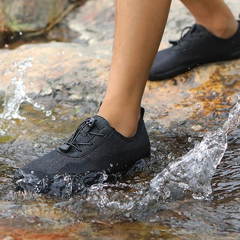 Barefoot sports shoes with non-slip sole – Leonis