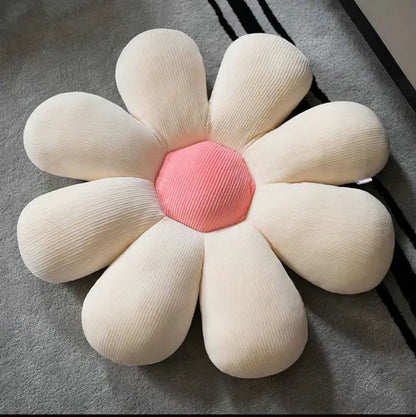 Stylish and Comfortable Flower-Shaped Cushion - Floral Bliss