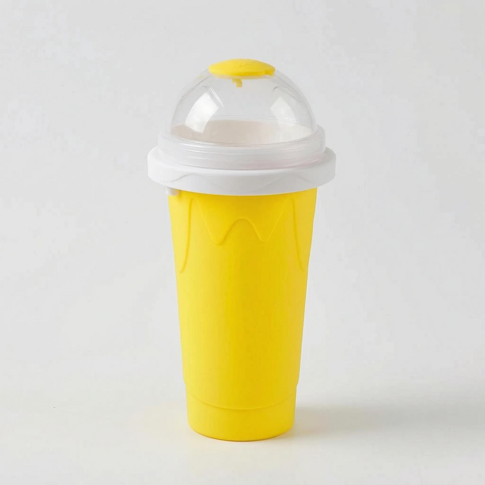 Flexible Slushy Maker Cup For Squeezing - Slusheeze