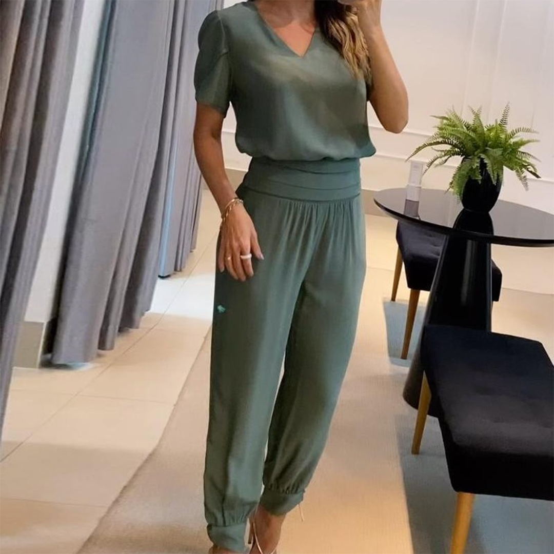 Trendy Ladies Outfit - Viviana