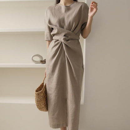 Lightweight khaki autumn dress with adjustable waistband – Isalie