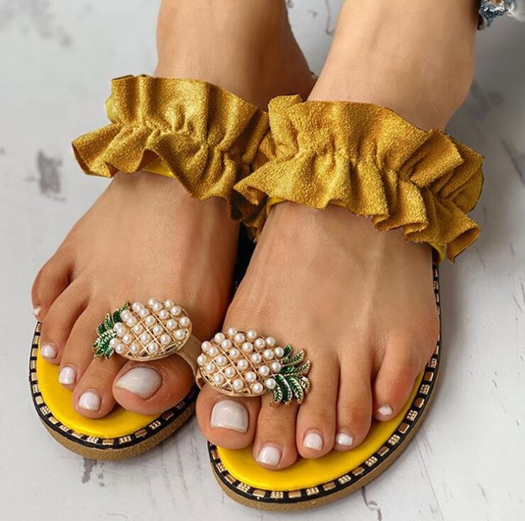 Trendy sandal with a comfortable sole – Lina