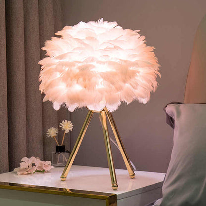 Dimmable Table Lamp with Luxury Feathers – Pluma