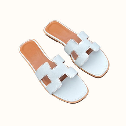 Comfortable and Fashionable Slippers - TrendySoft