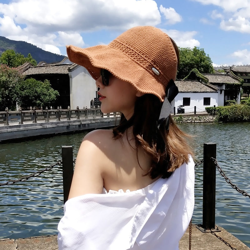 Trendy summer straw sun hat with ponytail opening - SonnenSchwung