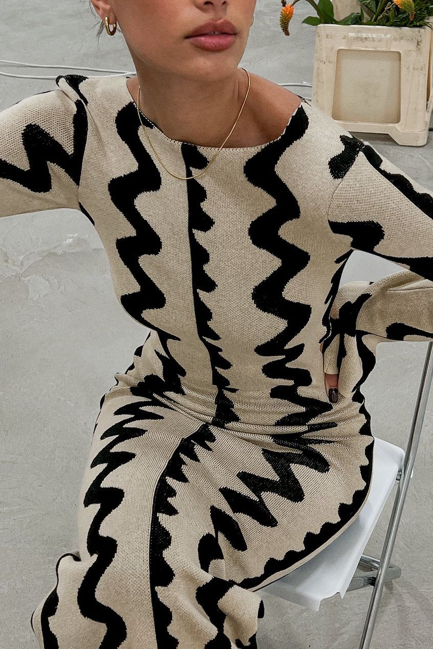 Knitted dress with wave pattern – Autumn Magic Mirae