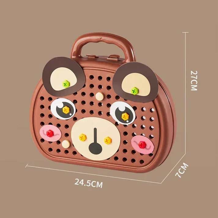 Brown bear-faced carry case with handle, shown with its dimensions marked in centimetres on a taupe background. 6