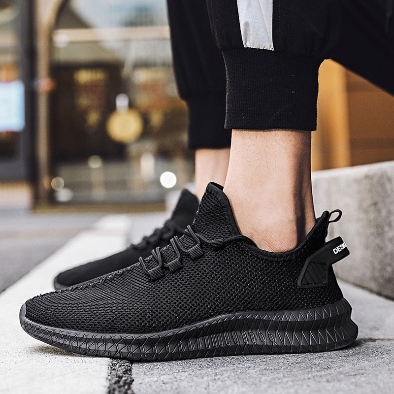 Orthopaedic men's sneakers with cushioning & posture support – Arvon