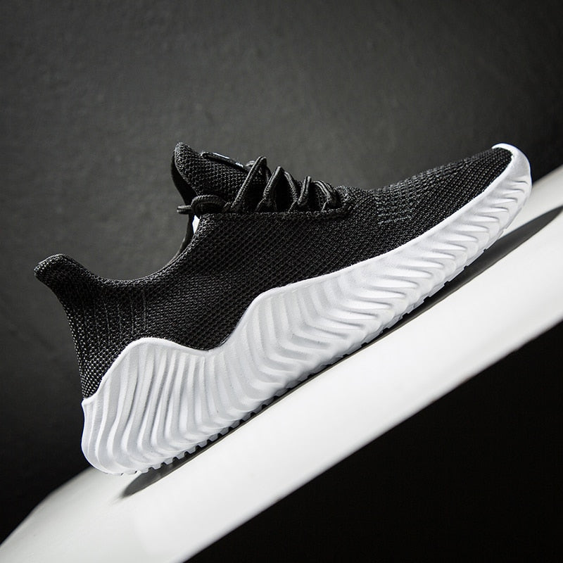 Breathable men's running sneakers with mesh upper – Niko