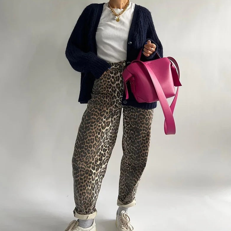 High-Waisted Jeans With Leopard Print - Rochelle