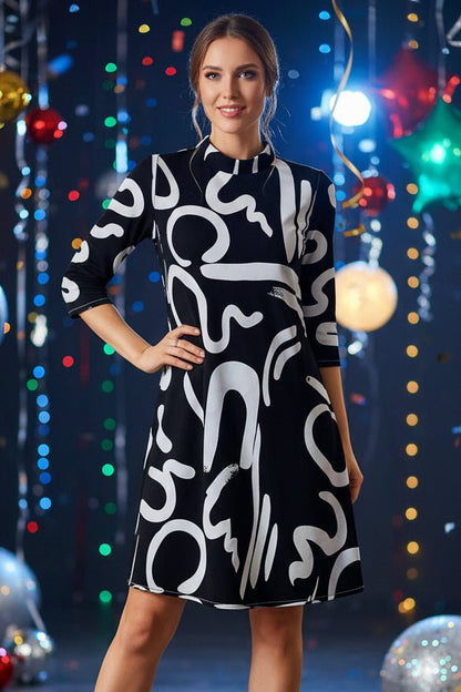 Kleid Mit Lockerem Schnitt Und Muster - Letizia