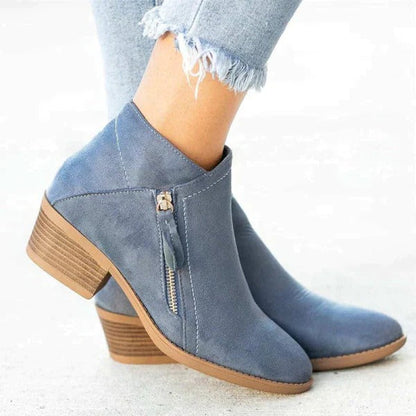 Knöchelhoher Absatzstiefel - Freya