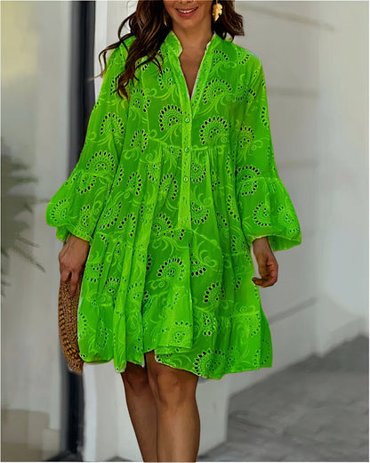 Cosy autumn dress with collar and V-neck – Sarah