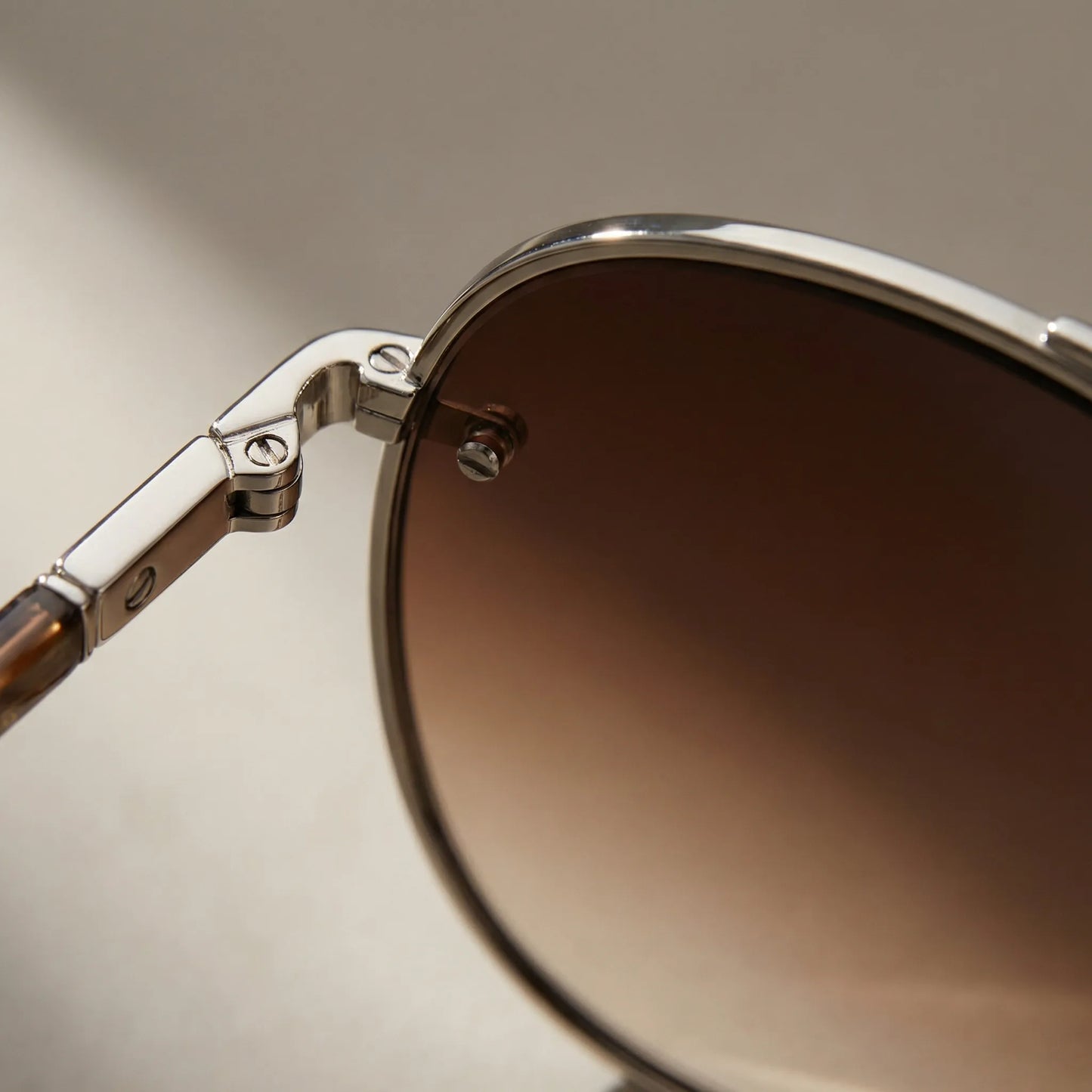 Lightweight Aviator Sunglasses - Marleen