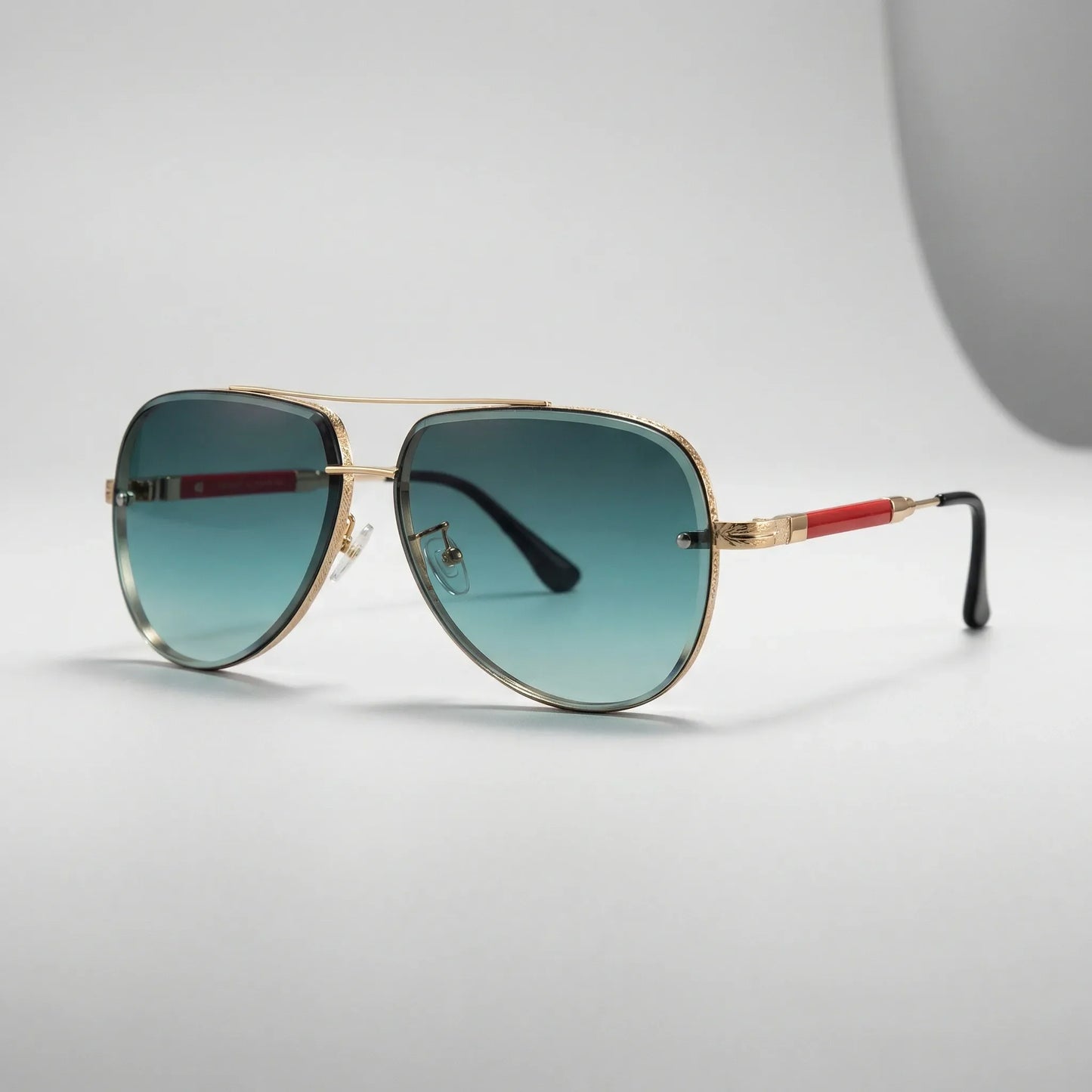 Lightweight Aviator Sunglasses - Marleen