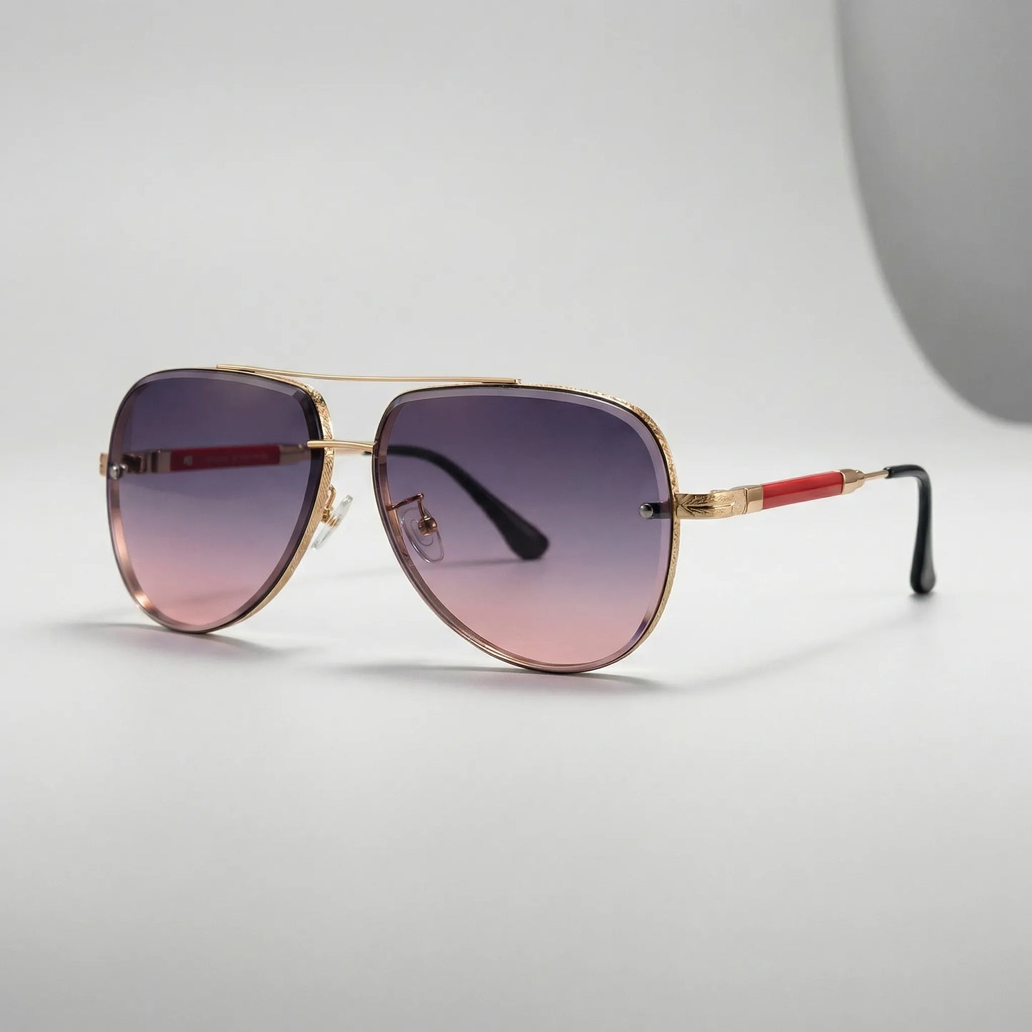 Lightweight Aviator Sunglasses - Marleen